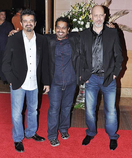 अनिल अंबानी की पार्टी में जुटे बॉलीवुड सितारे