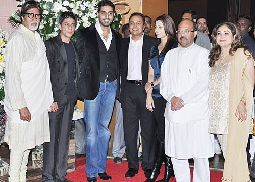 अनिल अंबानी की पार्टी में जुटे बॉलीवुड सितारे