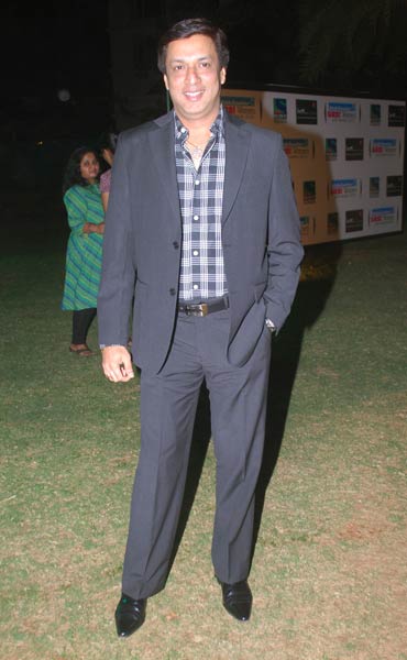 सोसाइटी इंटीरियर अवार्ड में जुटे सितारे...