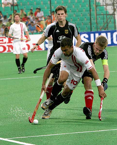 जर्मनी की गोल वर्षा में बह गया कनाडा