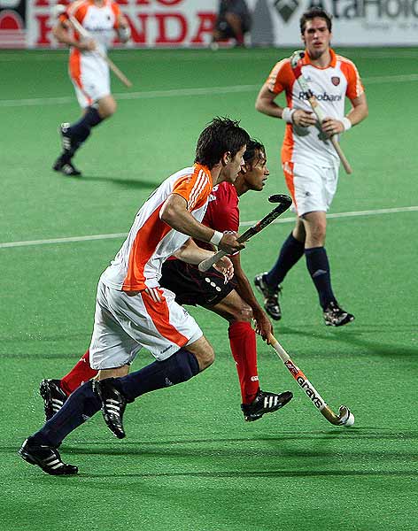 कनाडा ने हालैंड को 6-0 से रौंदा