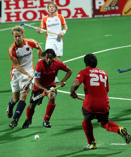 कनाडा ने हालैंड को 6-0 से रौंदा