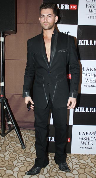 लैक्‍मे फैशन वीक में सितारों का जलवा...