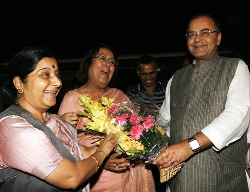 राज्‍यसभा से महिला आरक्षण विधेयक पास