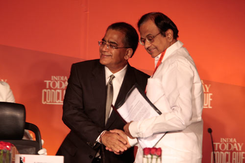 इंडिया टुडे कॉनक्‍लेव-2010 का पहला दिन