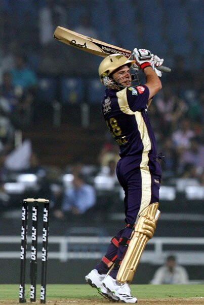 केकेआर ने चैंपियन चार्जर्स को किया डिस्चार्ज