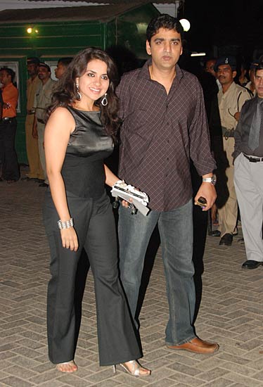 रोमांच से भरे आईपीएल-3 में ग्‍लैमर का तड़का