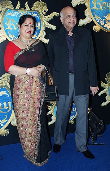 शिल्‍पा की पार्टी में सितारों ने बिखेरी चमक...