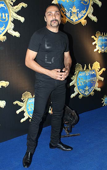 शिल्‍पा की पार्टी में सितारों ने बिखेरी चमक...