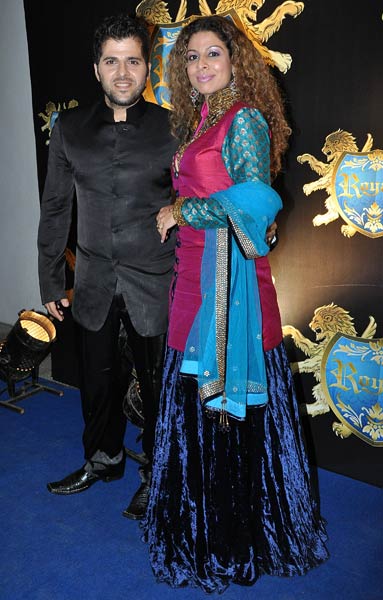 शिल्‍पा की पार्टी में सितारों ने बिखेरी चमक...