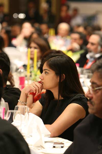 इंडिया टुडे कॉनक्‍लेव के रात्रिभोज में जुटी हस्तियां...