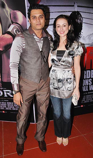 फिल्‍म लाहौर के प्रीमियर पर जुटे सितारे...