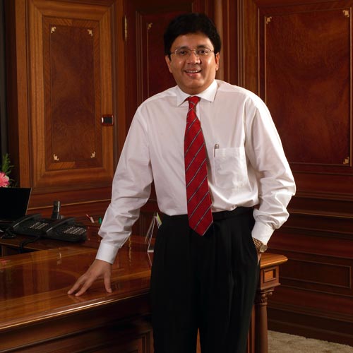 भारत के 50 ऊंचे और असरदार लोग...