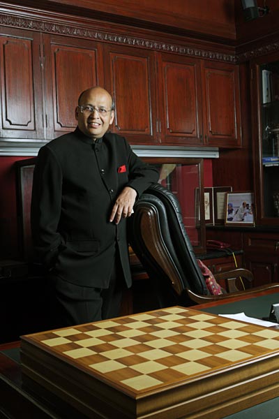 भारत के 50 ऊंचे और असरदार लोग...