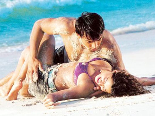 रोमांटिक दृश्‍यों से लबरेज बॉलीवुड फिल्‍में...