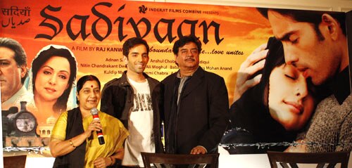 बेटे की फिल्‍म को प्रमोट करने भोपाल पहुंचे शत्रुघ्‍न