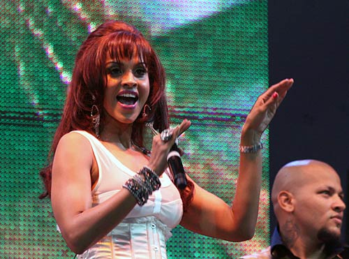 सचिन और हरभजन ने दिलाई मुंबई को जीत...