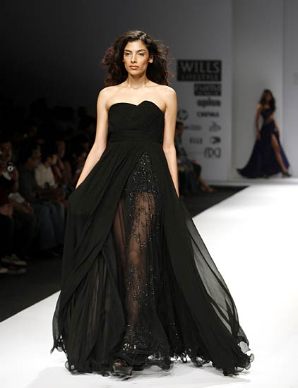 विल्‍स इंडिया फैशन वीक का ग्रैंड फिनाले