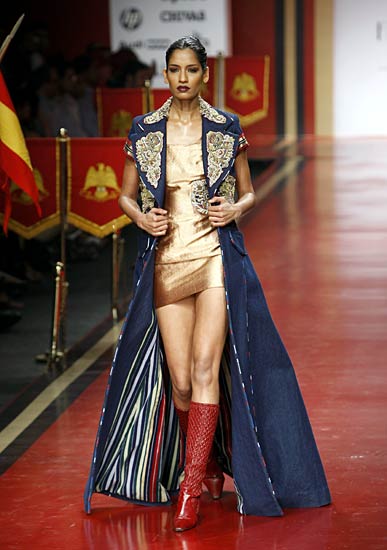 विल्‍स इंडिया फैशन वीक का ग्रैंड फिनाले