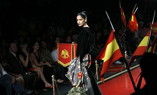 विल्‍स इंडिया फैशन वीक का ग्रैंड फिनाले