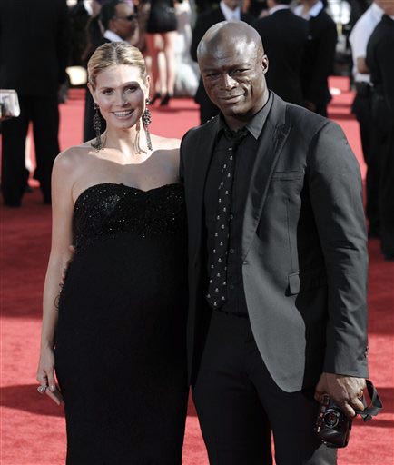 सरहदों को लांघ कर परवान चढ़ा इश्‍क...