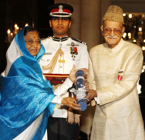 आमिर, ए आर रहमान को मिले पद्म पुरस्‍कार...