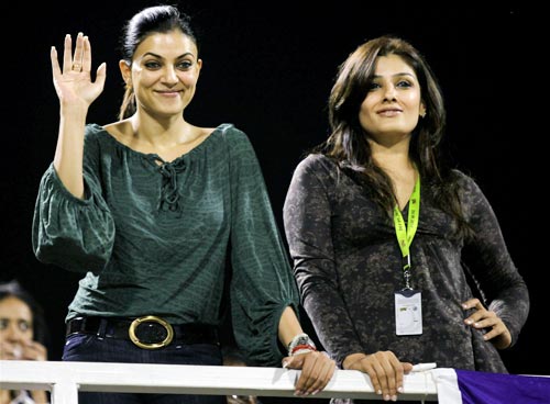 नइटराइर्स का हौसला बढ़ाने पहुंचे सितारे...