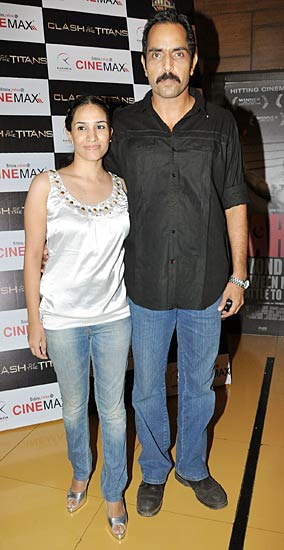 फिल्‍म 'क्‍लैश ऑफ द टाइटन्‍स'  का प्रीमियर...