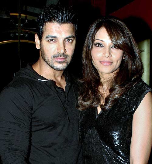 फिल्‍म प्रमोशन में जुटे बॉलीवुड के सितारे...