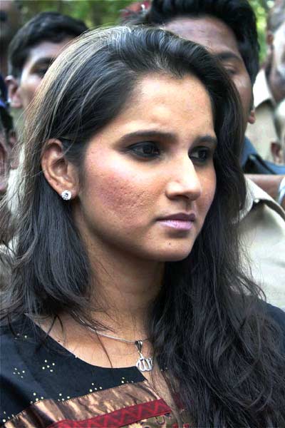 पहली बार साथ-साथ दिखे शोएब और सानिया