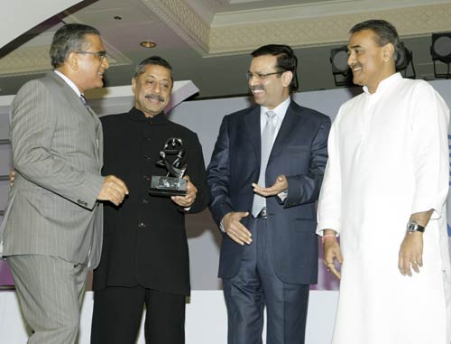 आइमा ने किया अरुण पुरी को सम्‍मानित...