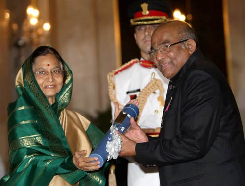 अभिनेता सैफ अली खान को मिला 'पद्मश्री' सम्‍मान