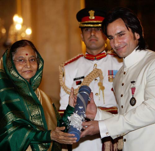 अभिनेता सैफ अली खान को मिला 'पद्मश्री' सम्‍मान