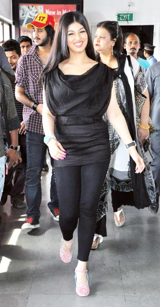 शाहिद कपूर की ‘पाठशाला’ में आयशा टाकिया