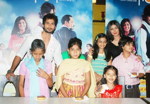 शाहिद कपूर की ‘पाठशाला’ में आयशा टाकिया