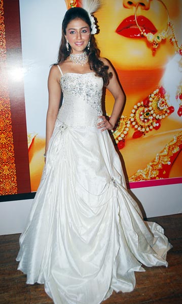 जिनके आने से गुलजार होती हैं महफिलें...