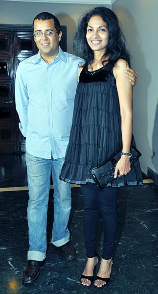 जिनके आने से गुलजार होती हैं महफिलें...