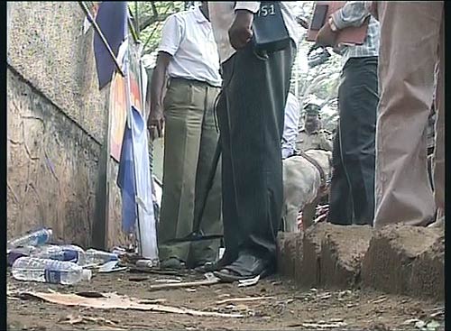 बैंगलोर में आईपीएल मैच से पहले दोहरा विस्फोट