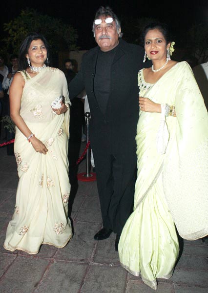 लैला खान के रिसेप्‍शन में लगा सितारों का मेला...