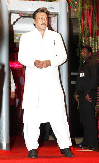 लैला खान के रिसेप्‍शन में लगा सितारों का मेला...