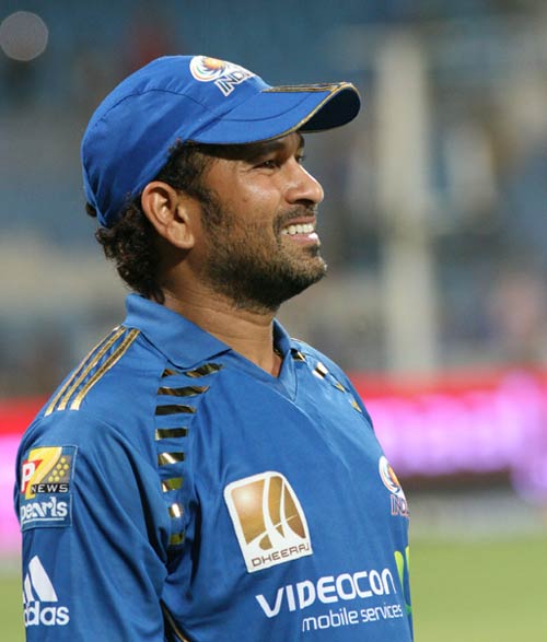 मुंबई की जीत में पोलार्ड, तिवारी और रायुडु बने हीरो