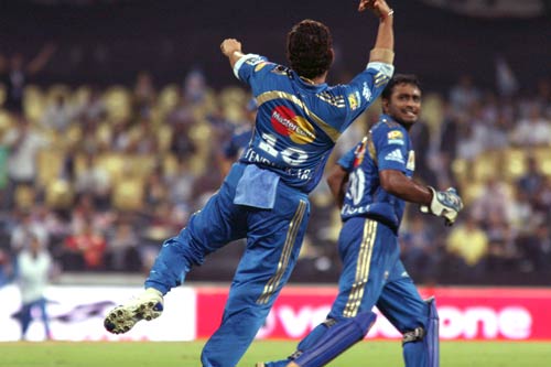 मुंबई की जीत में पोलार्ड, तिवारी और रायुडु बने हीरो