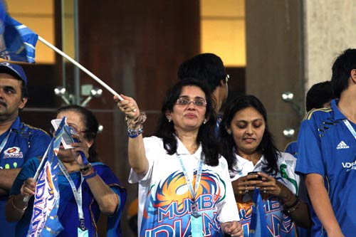 मुंबई की जीत में पोलार्ड, तिवारी और रायुडु बने हीरो