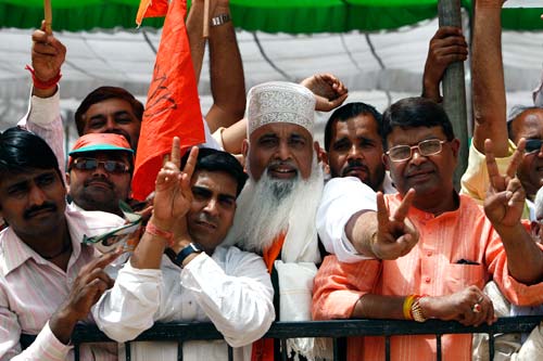 महंगाई के खिलाफ बीजेपी ने हल्‍ला बोला