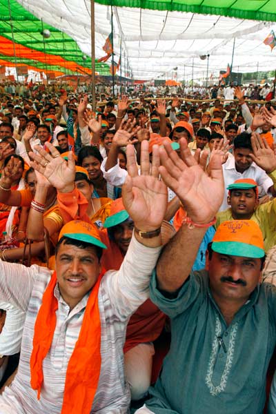 महंगाई के खिलाफ बीजेपी ने हल्‍ला बोला