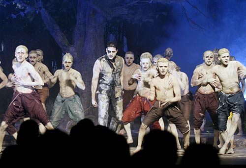 फिल्‍म ‘रावण’ में आज की सीता बनी है ऐश्‍वर्या | वीडियो