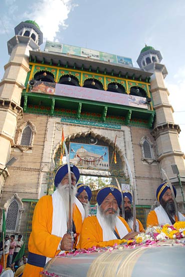 फतेह दिवस की यात्रा की शान