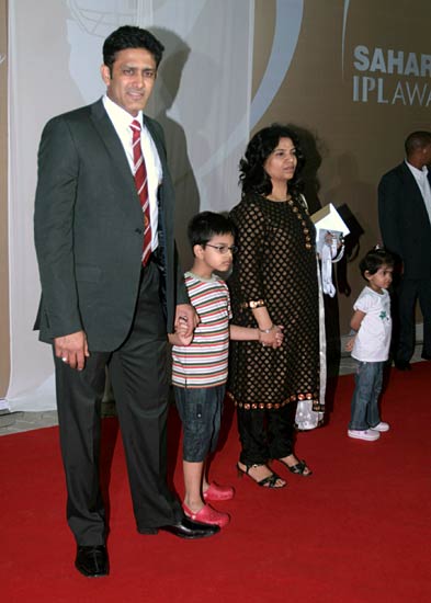 टी-20 वर्ल्‍ड कप में उतरा आईपीएल पार्टियों का नशा