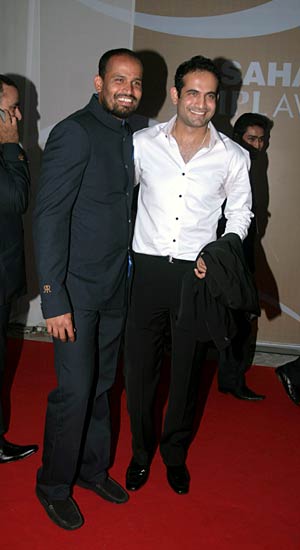 टी-20 वर्ल्‍ड कप में उतरा आईपीएल पार्टियों का नशा