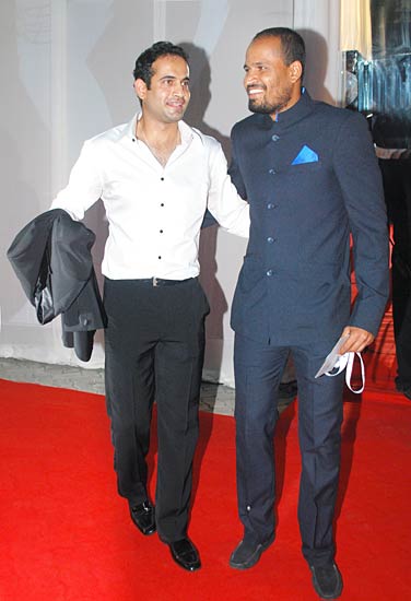 टी-20 वर्ल्‍ड कप में उतरा आईपीएल पार्टियों का नशा